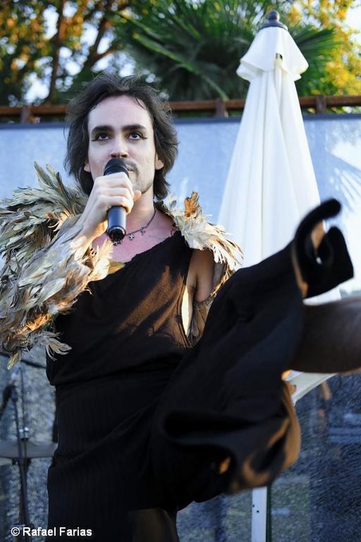 Johnny Hooker_rafaelfarias.concertohooker5